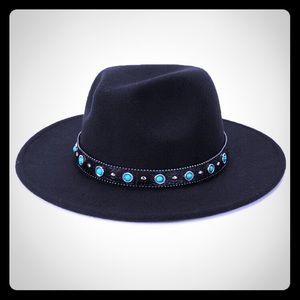 Back in stock! Panama hat with turquoise jewelry